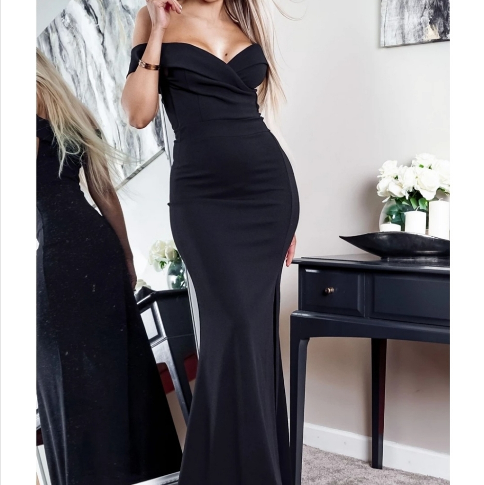 NWT Cher Black Bardot Slit Maxi Dress